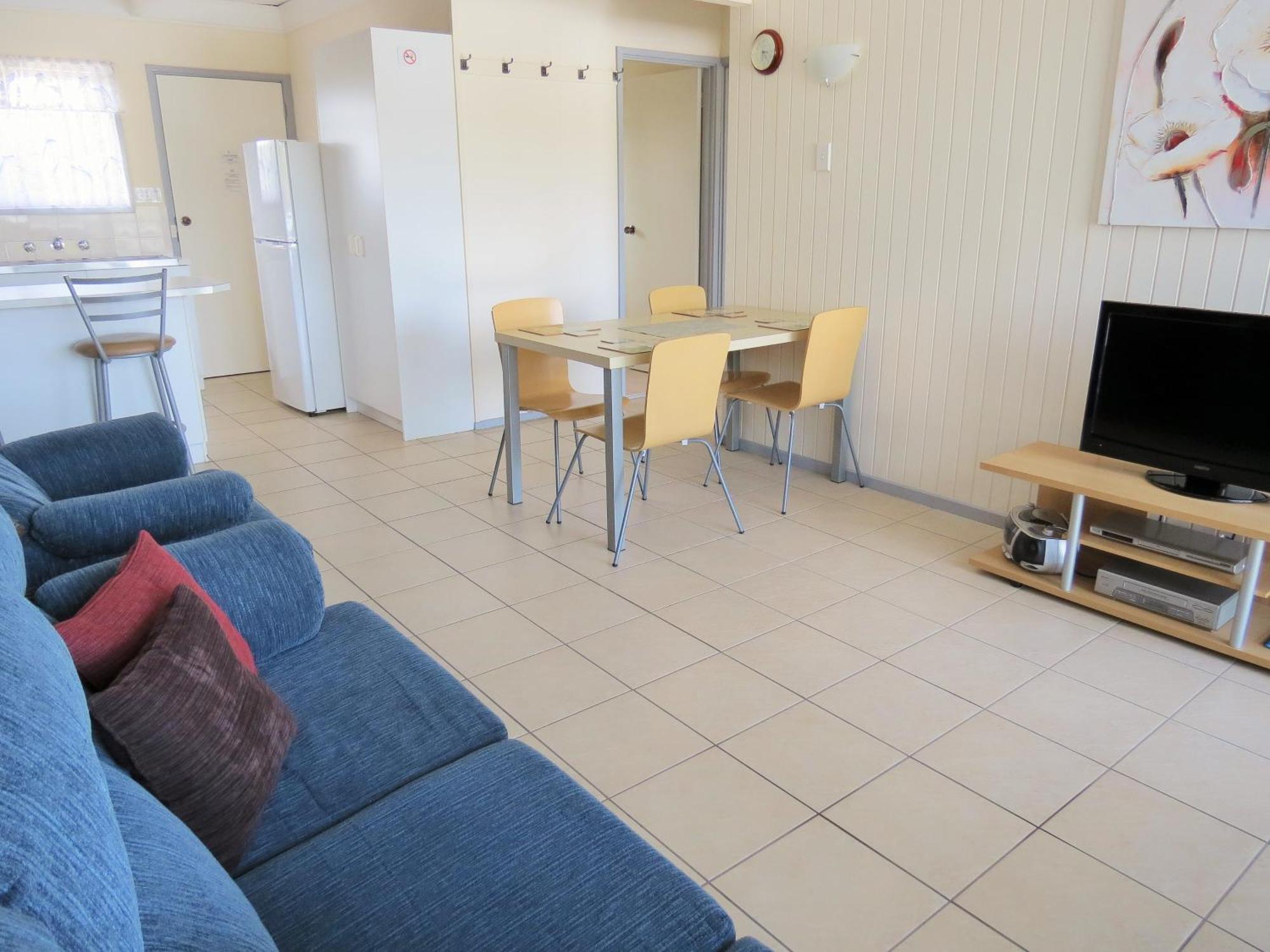 Chapman Court Aparthotel Merimbula Room photo