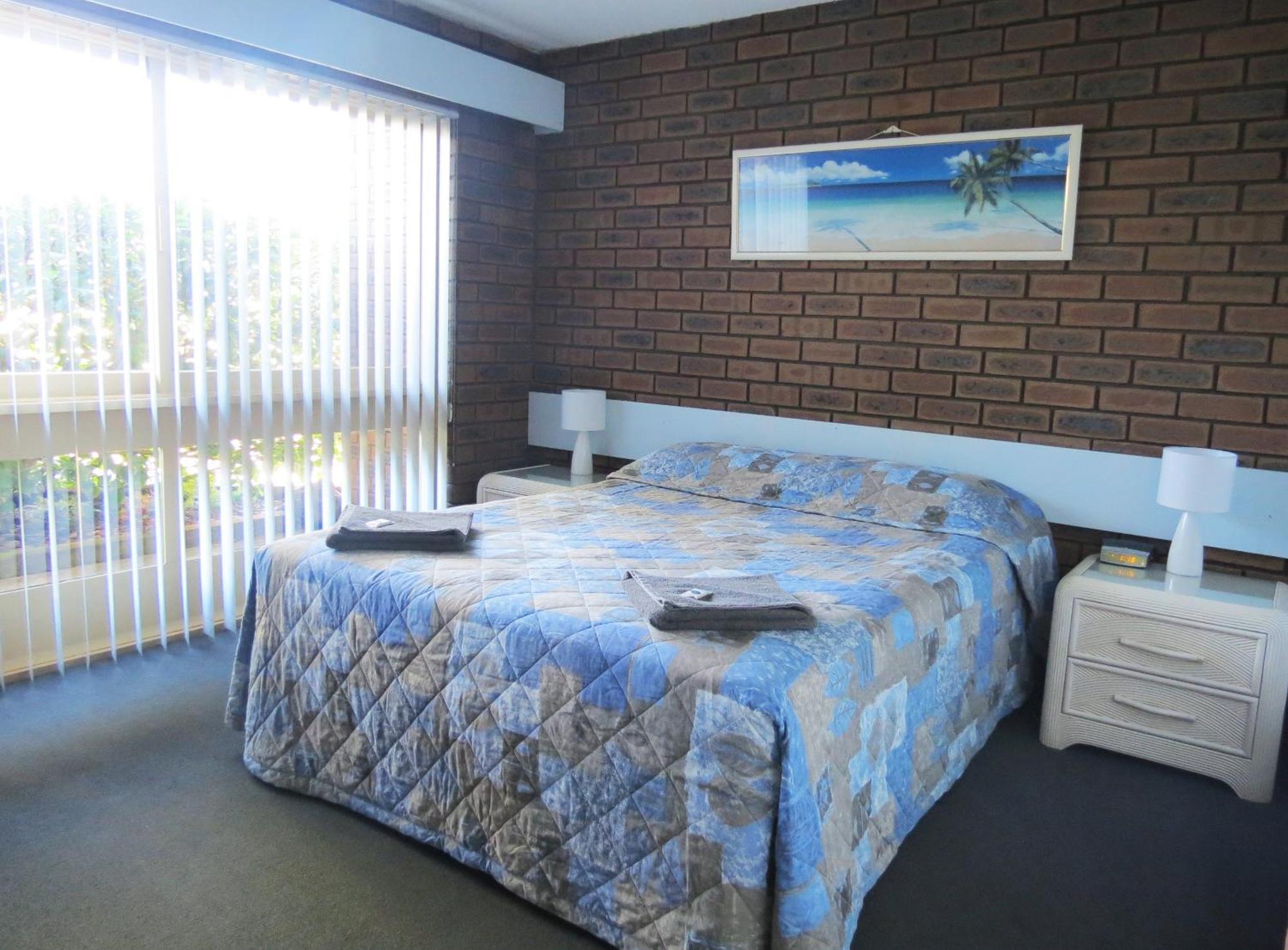 Chapman Court Aparthotel Merimbula Exterior photo