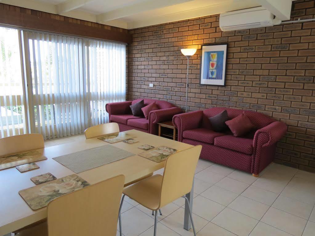 Chapman Court Aparthotel Merimbula Exterior photo